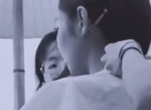 黑粉紅的珍妮深感遺憾