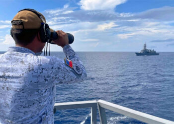 菲日海軍首次在西菲律賓海演習