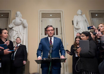 美國眾議院投票阻止政府關門