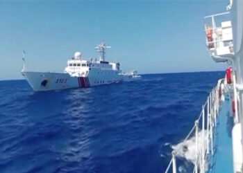 菲海岸警衛隊單艦攔截三艘中國船