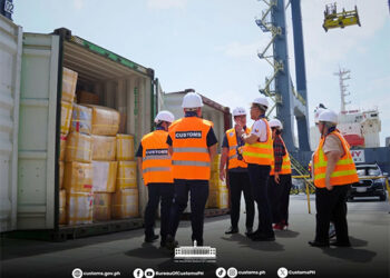 三千箱国际邮件被棄　重新投遞