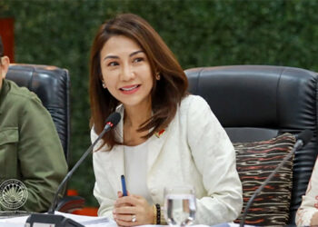 沸沸扬扬　總統仍然信任弗拉斯科