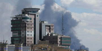 以菲使館慰問遇難護理員家屬