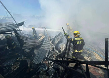 巴科洛德市火災　毀房29棟