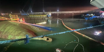 宿霧貨船沉沒　一死19獲救