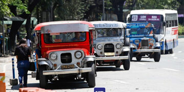 現金救援公交車司機　全國發放