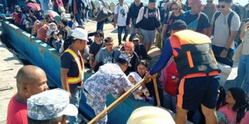 西民都洛島客船擱淺　170人獲救