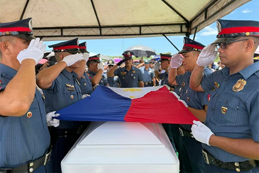 緝毒殉職　加爾維斯警長入土為安