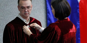 傳言政變　參院高層並未變動
