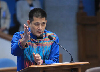 參議員帕迪拉否認幫助巴托逃跑