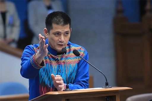 參議員帕迪拉否認幫助巴托逃跑