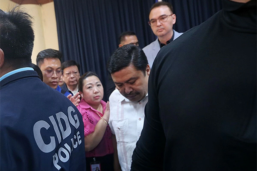 參議員金戈伊·埃斯特拉達被捕