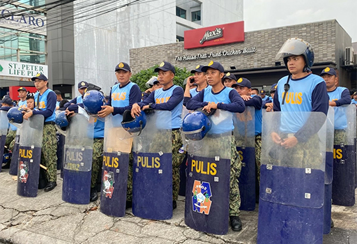 國情咨文抗議　六名少年被捕