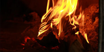 黎牙實比火災　學生兩死11傷